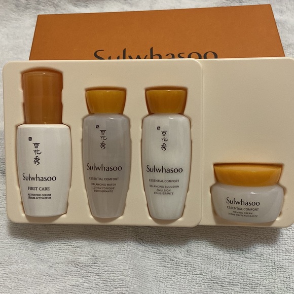 Sulwhasoo Essential Comfort Basic Kit - Picture 2 of 5